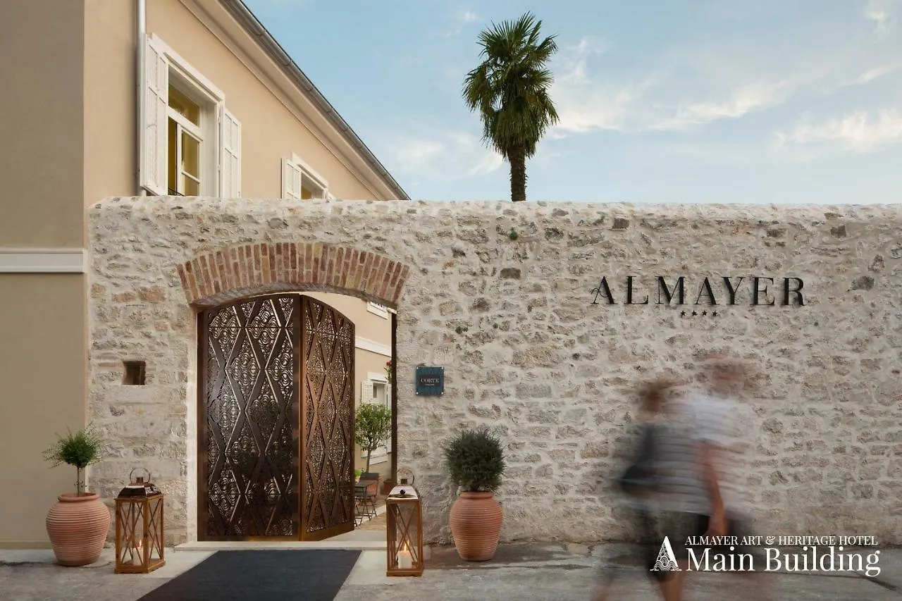 Almayer Art & Heritage Adults Only Hotel And Dependance Rooms Zadar 4*,
